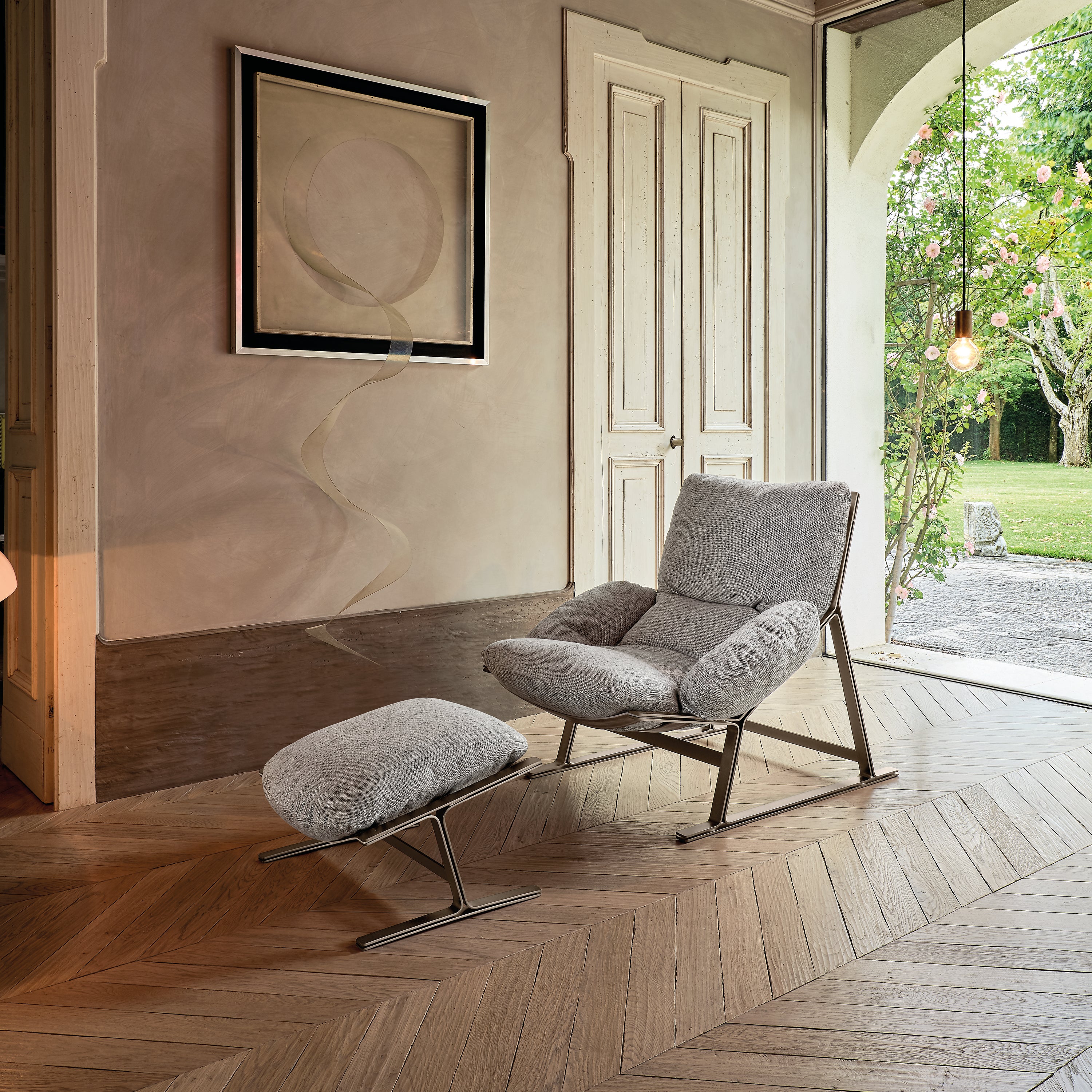 Belair Lounge Chair