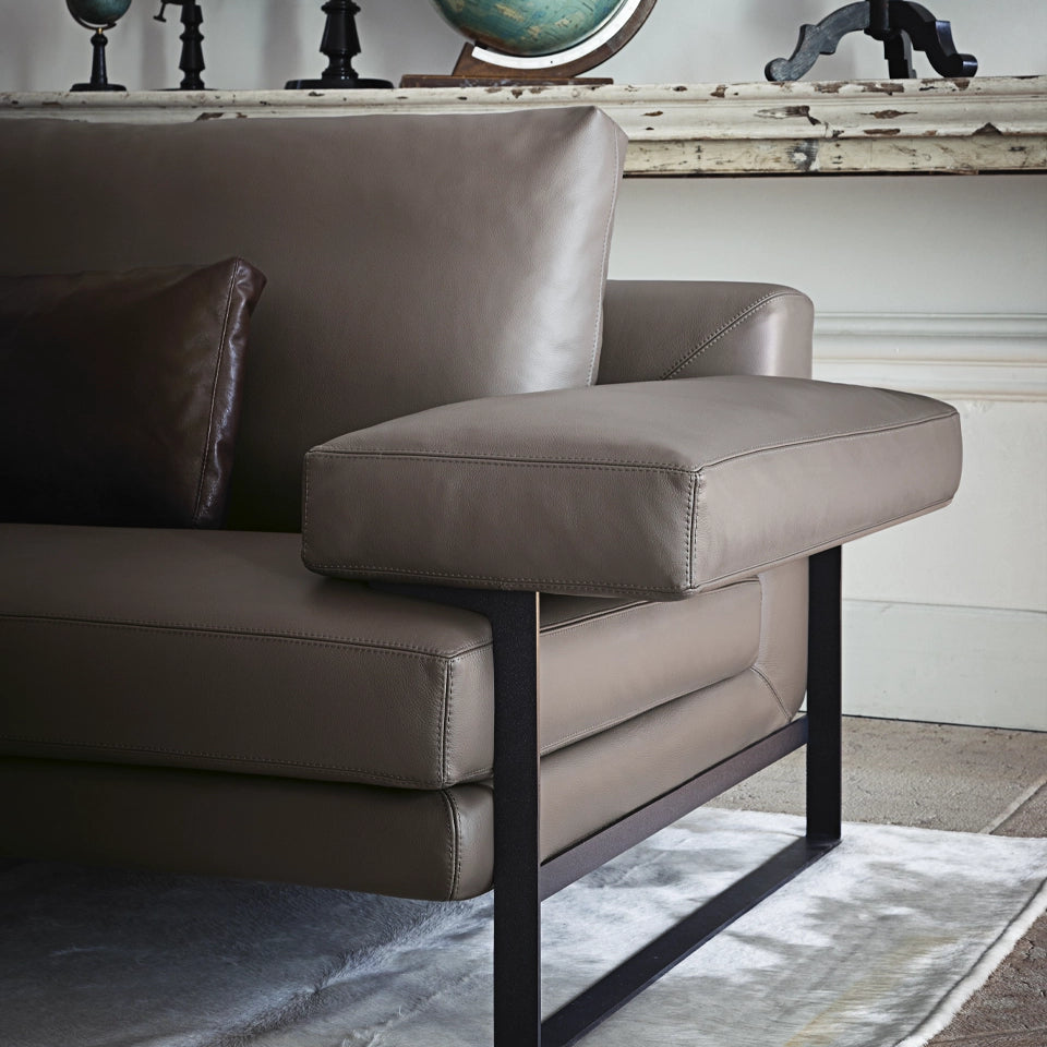 Ego Sofa/Sectionals