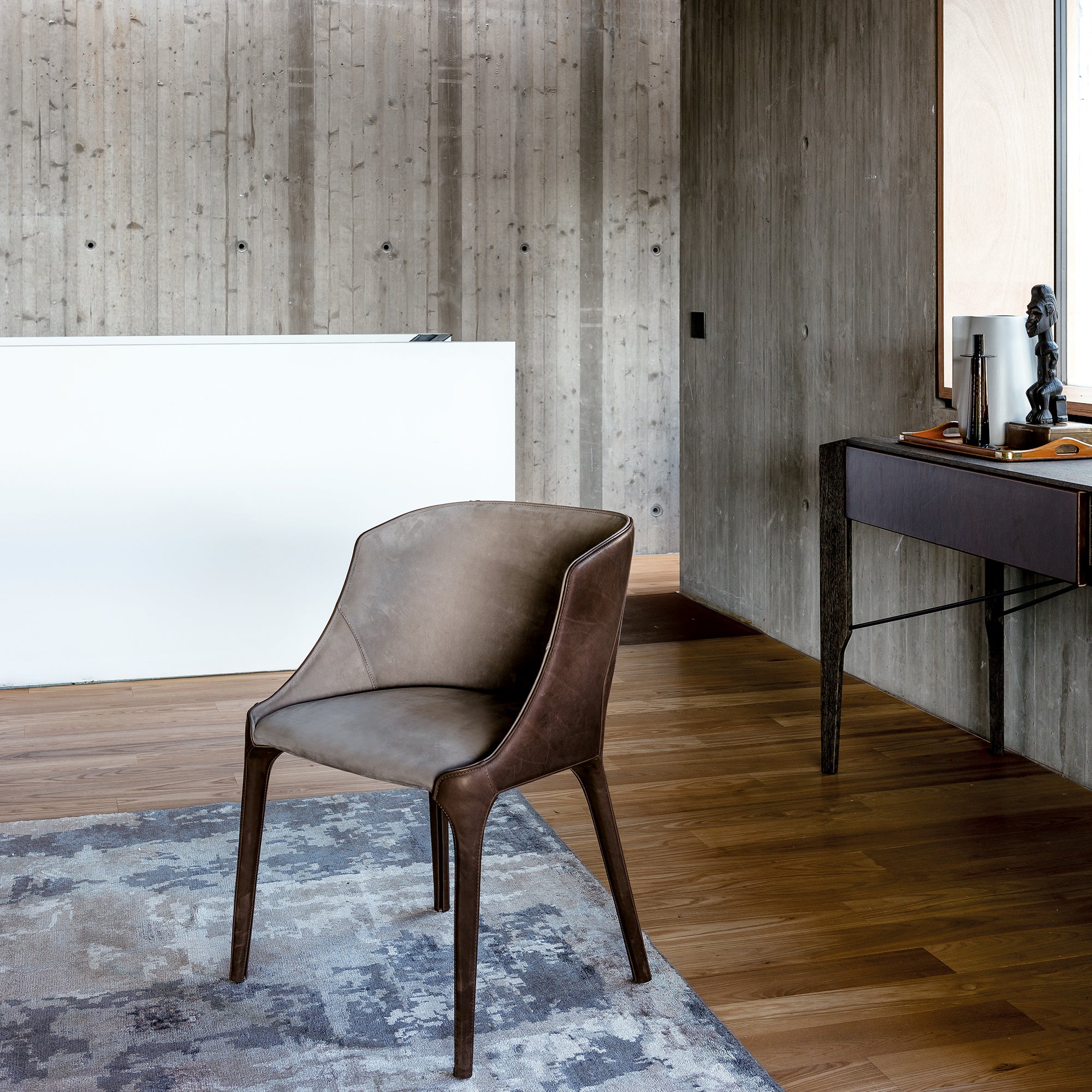 Goldie  Chair