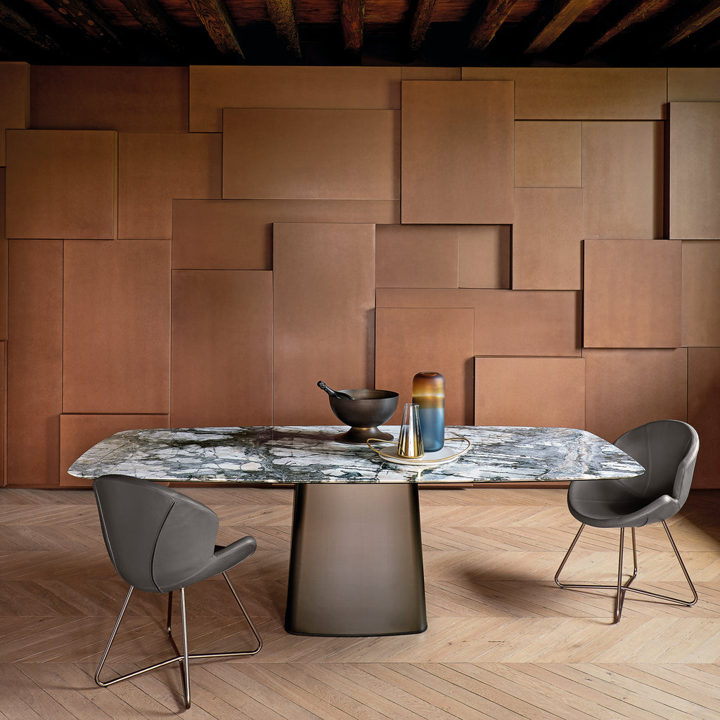 Icon Dining Table