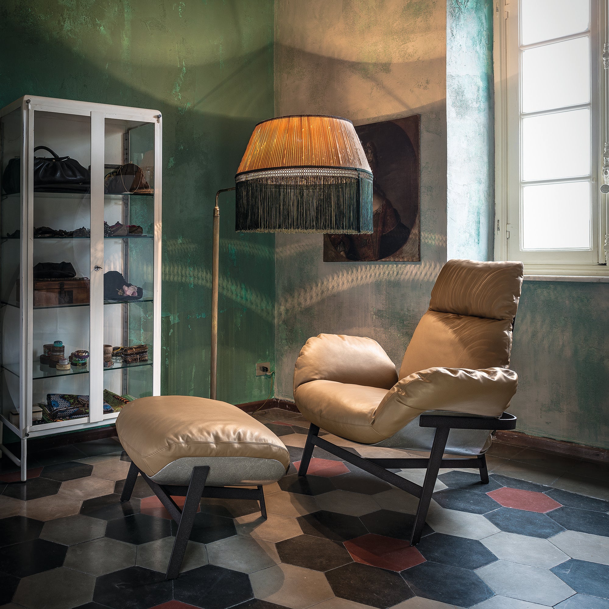Jupiter Armchair