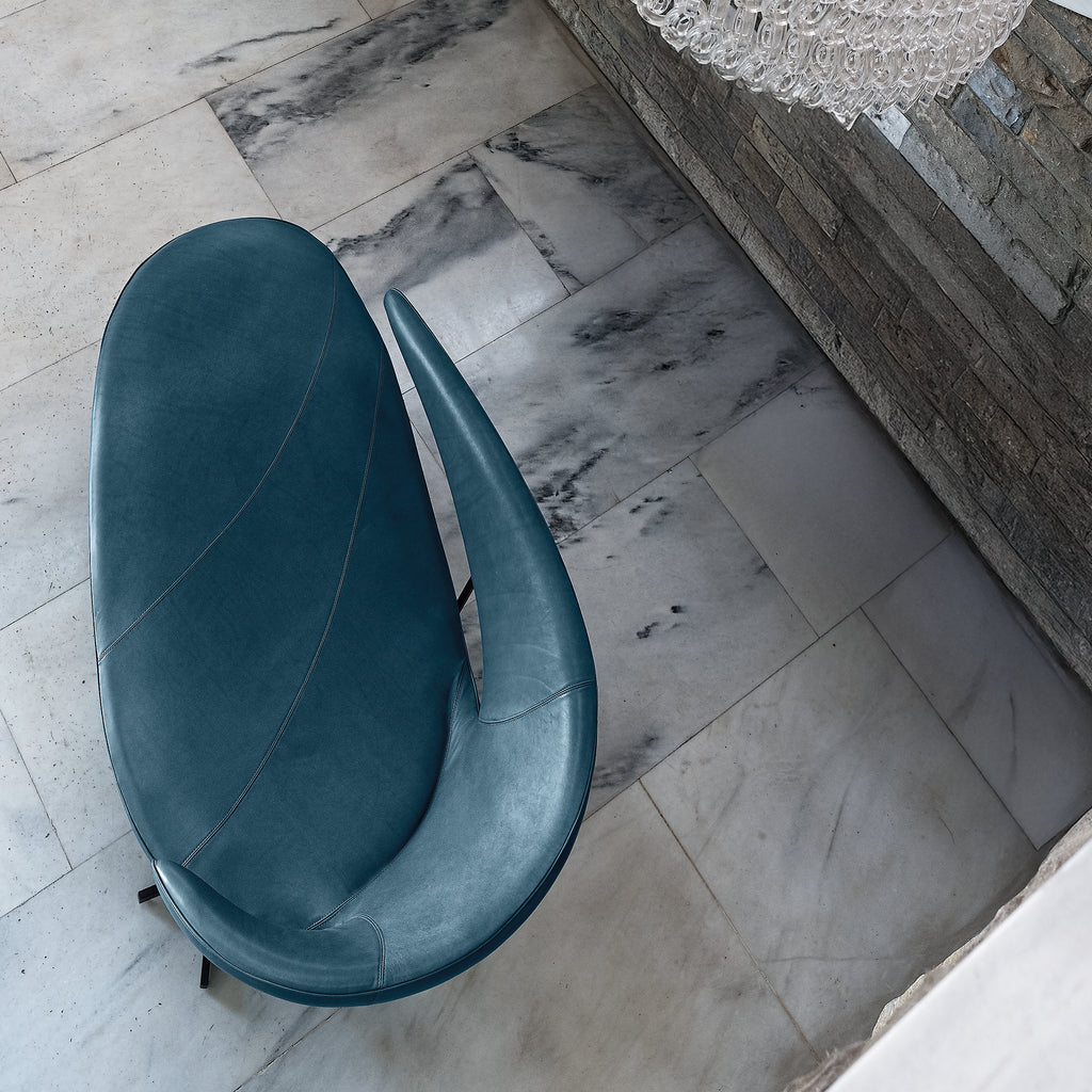 Manta Chaise Lounge
