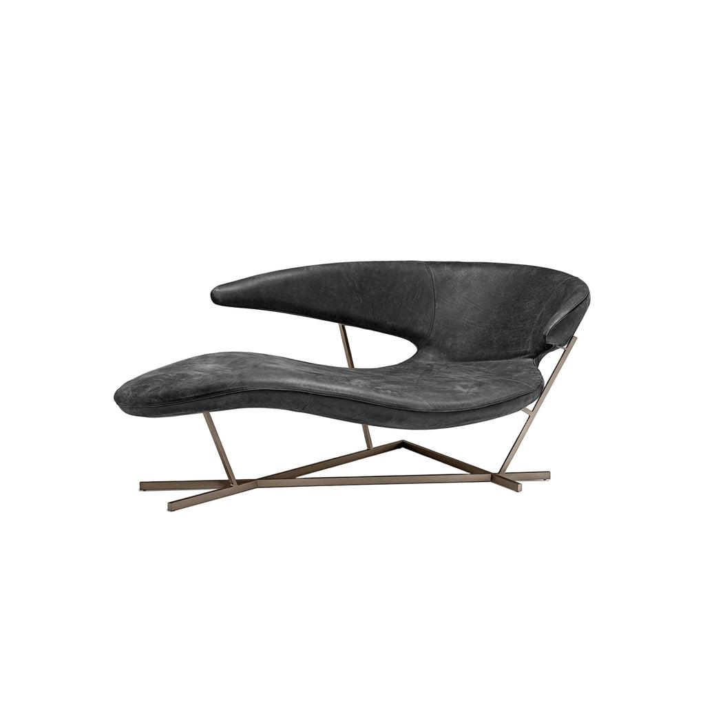Manta Chaise Lounge
