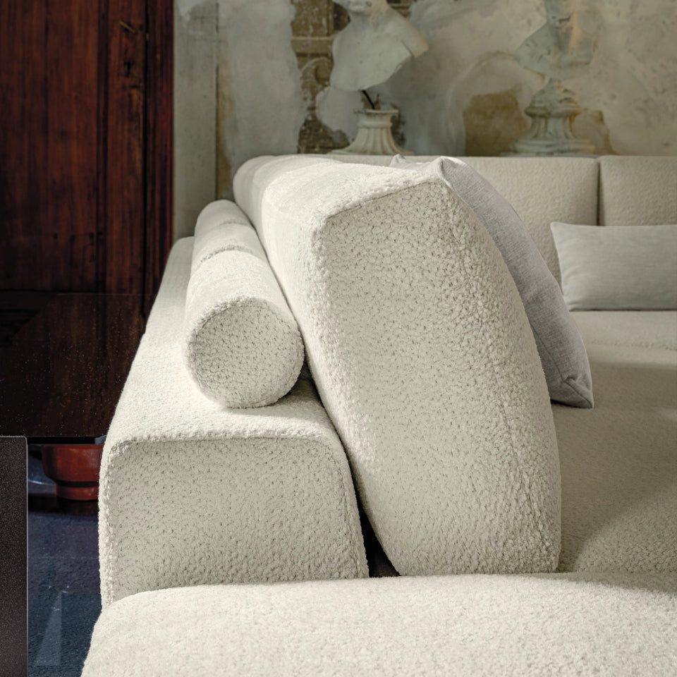 Plat Sofa/Sectionals