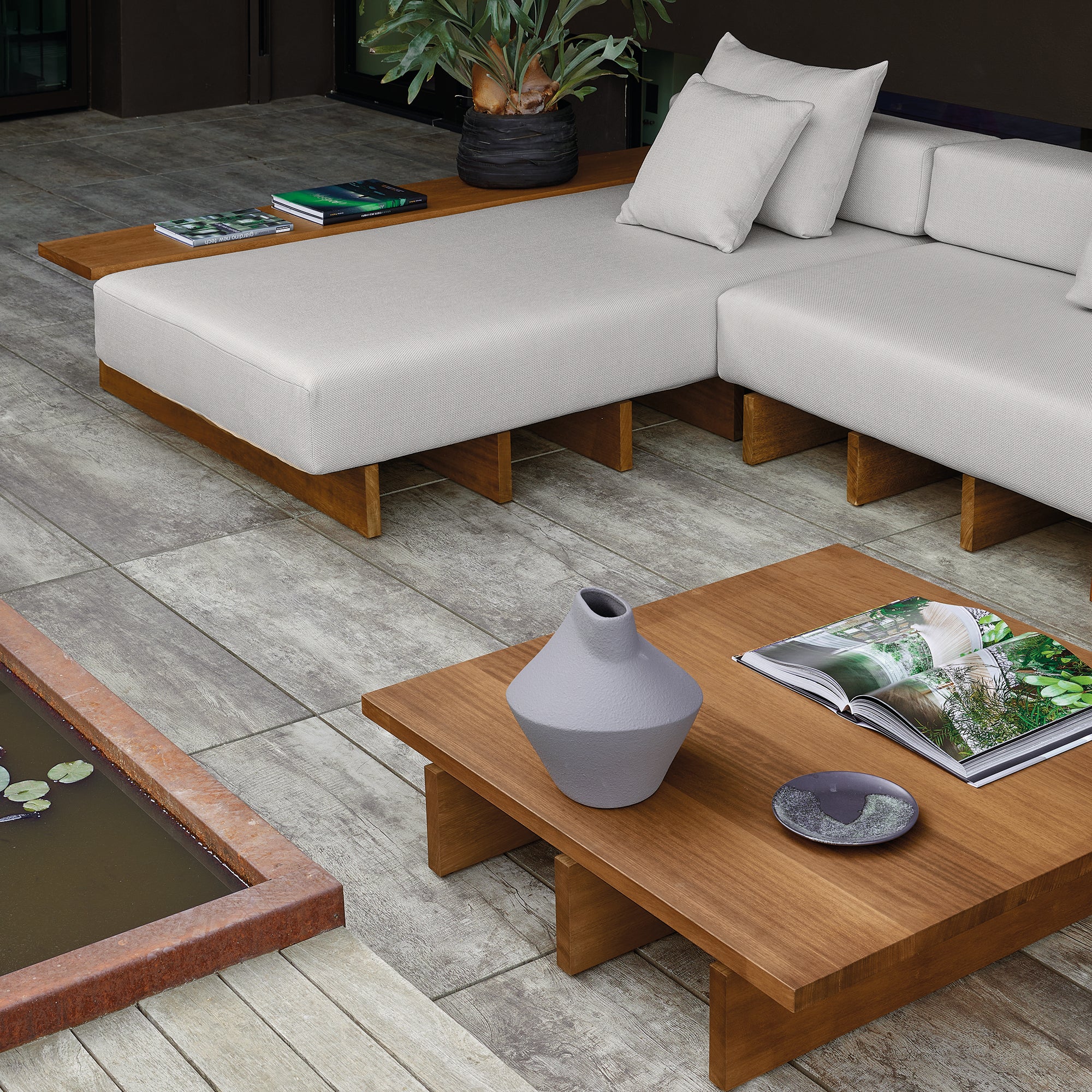 Santos XL Sofa/Sectionals