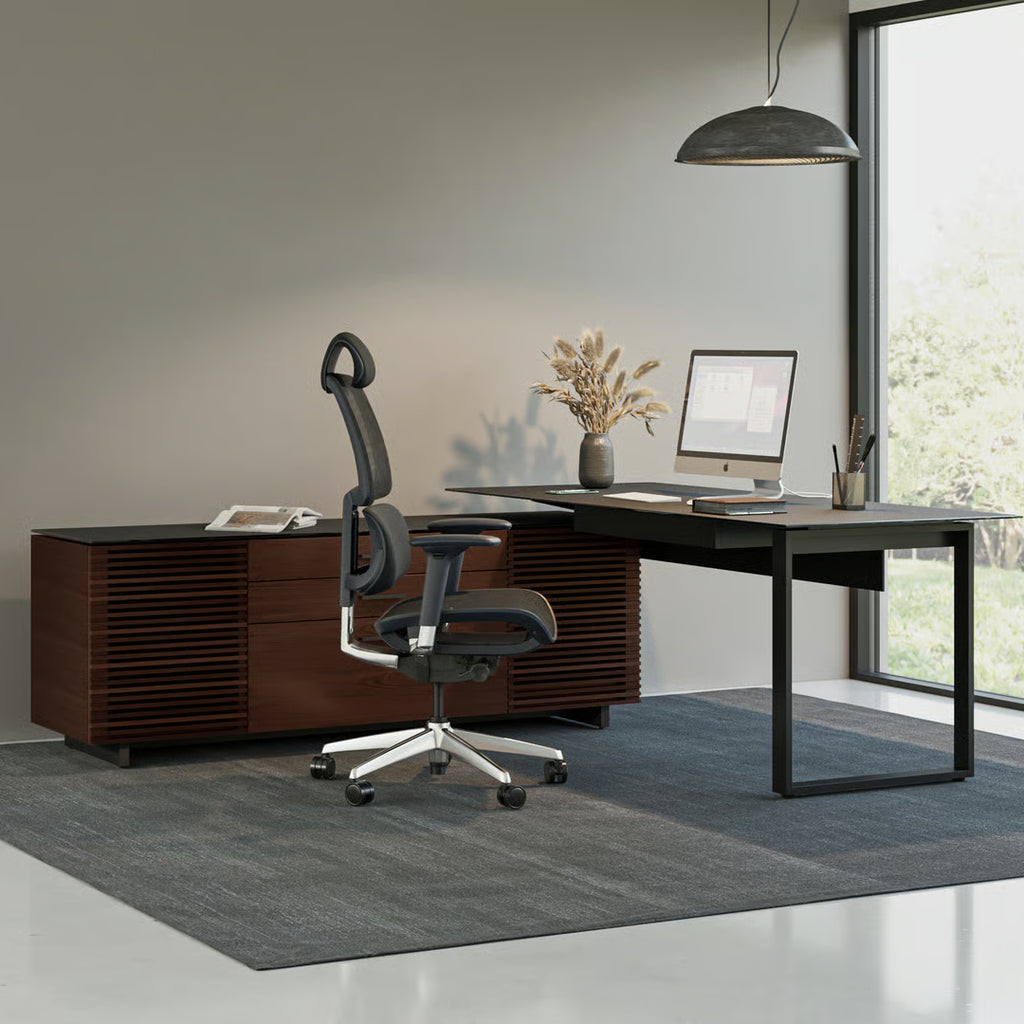 Corridor L - Shaped Desk
