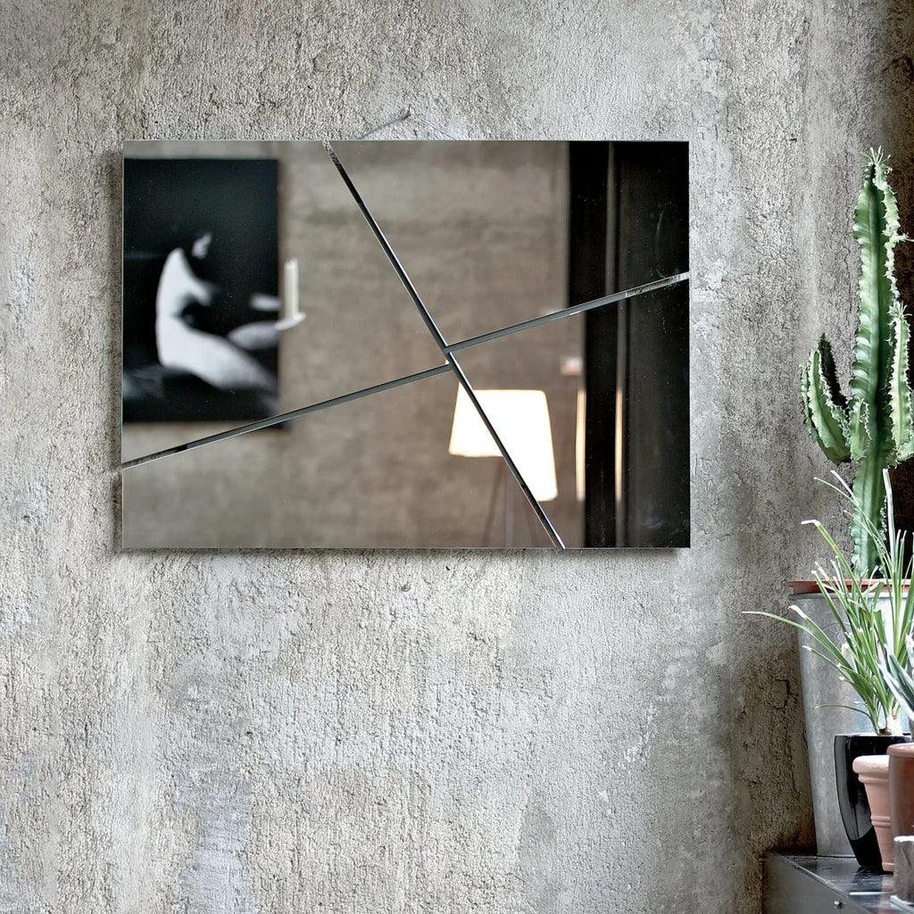 Break Mirror