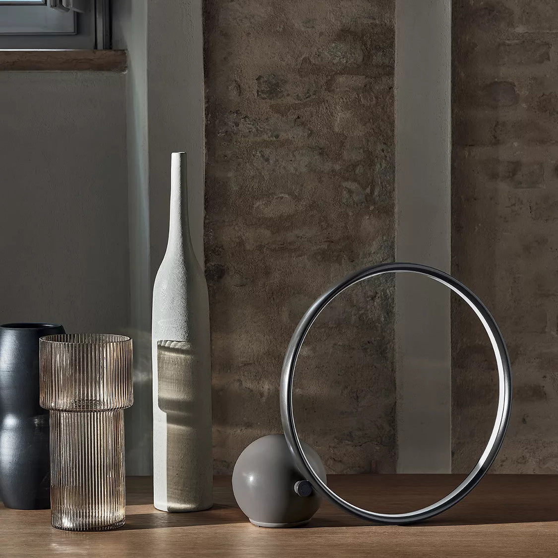 Circle Table Lamp