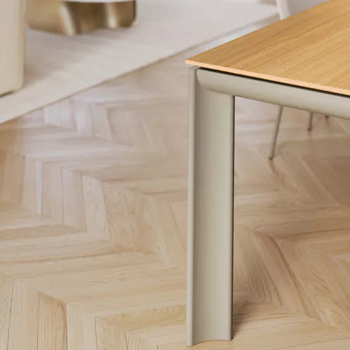 Core Dining Table