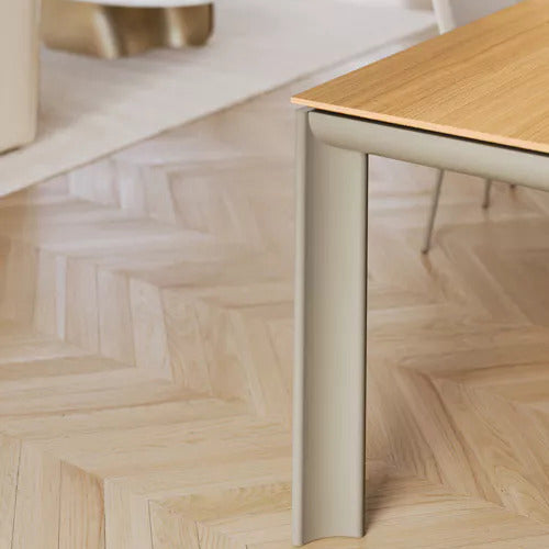 Core Extendable Dining Table