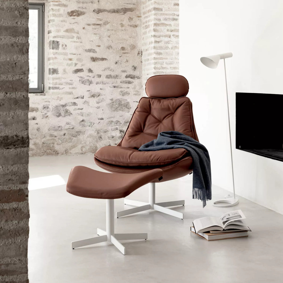 Daya Swivel Armchair