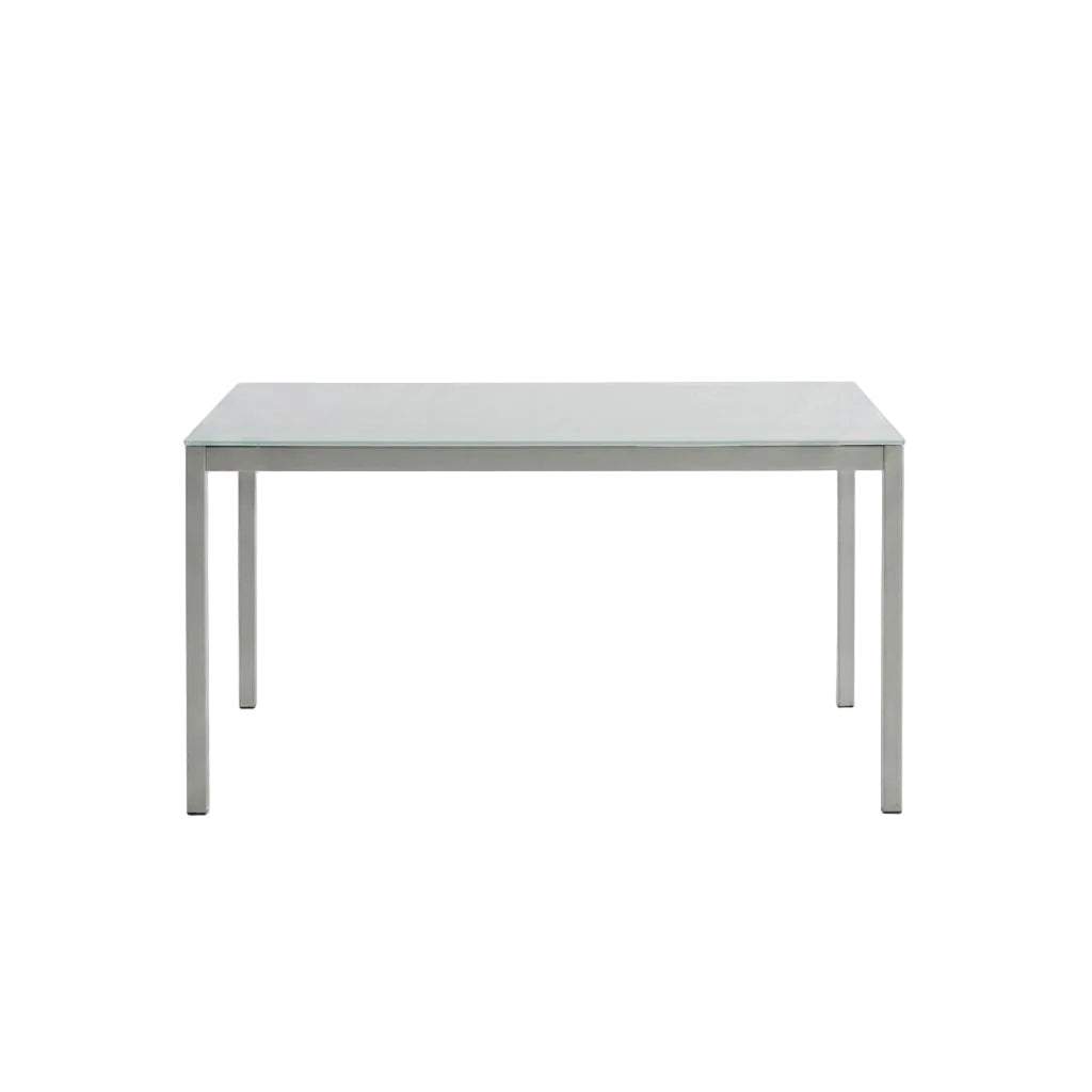 Diesis Dining Table