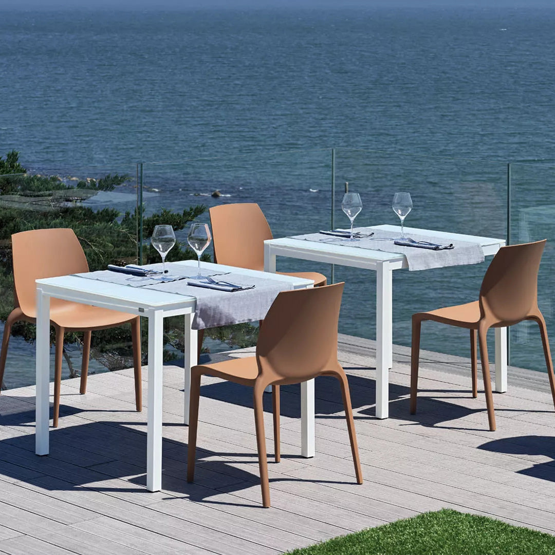 Diesis Outdoor Dining Table
