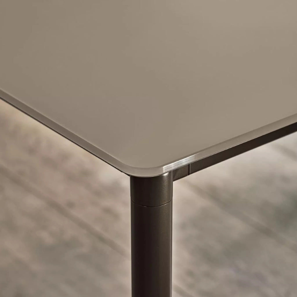 Moon Low Dining Table