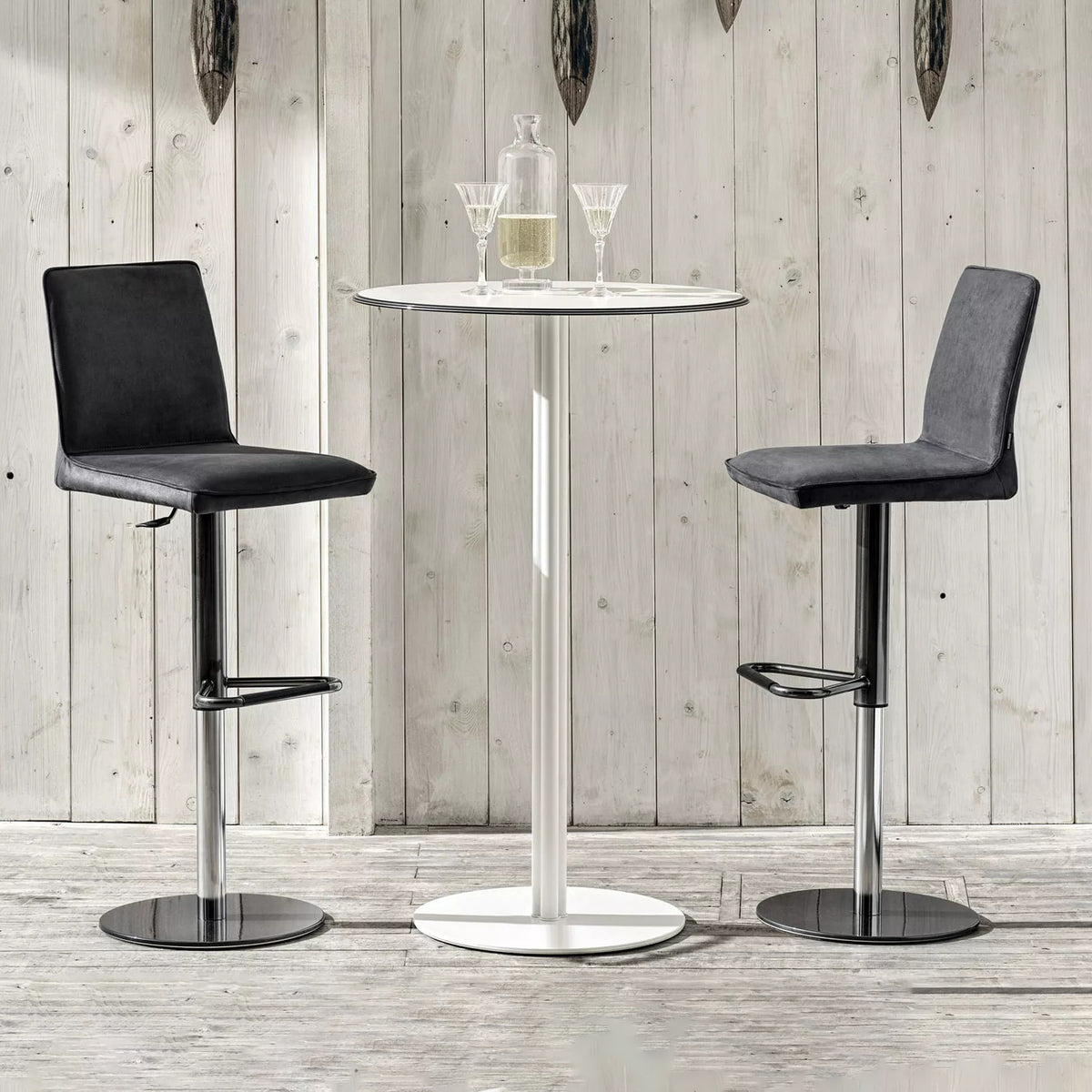 Nata Swivel Barstool
