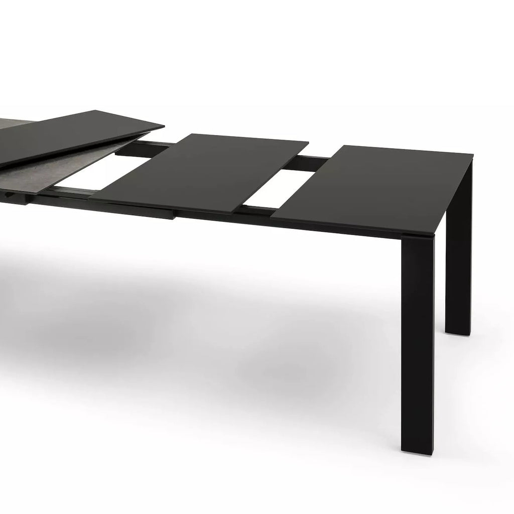 Tom Extendable Dining Table