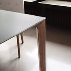 Versus Dining Table
