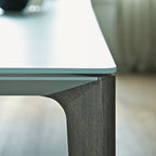 Versus Dining Table