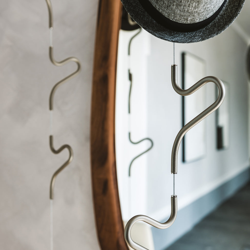 Air Ceiling Coat Hanger