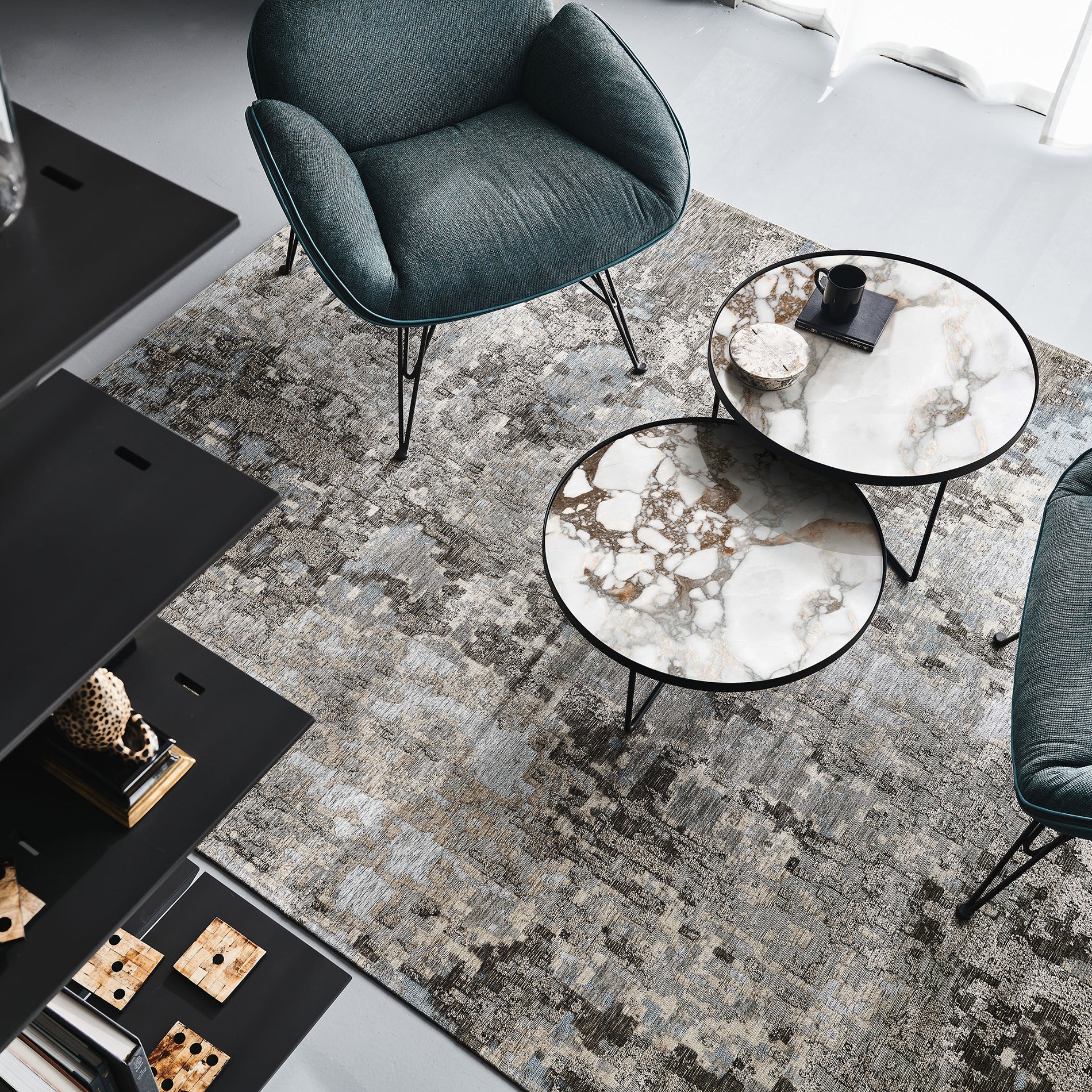 Billy Keramik Coffee Table: Set of 3