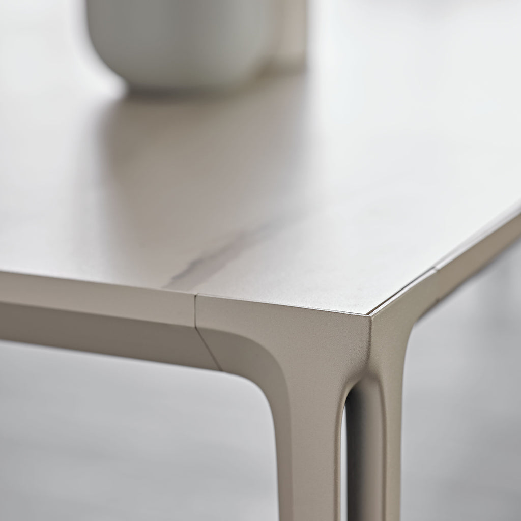 Boulevard Keramik Drive Dining Table