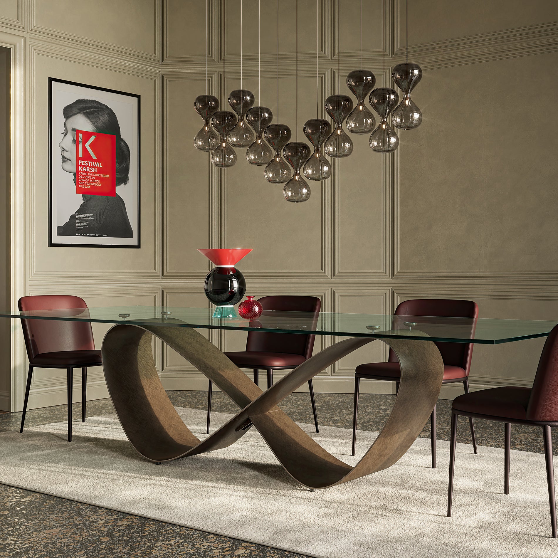 Butterfly Dining Table: Bevelled Extra Clear Glass Top