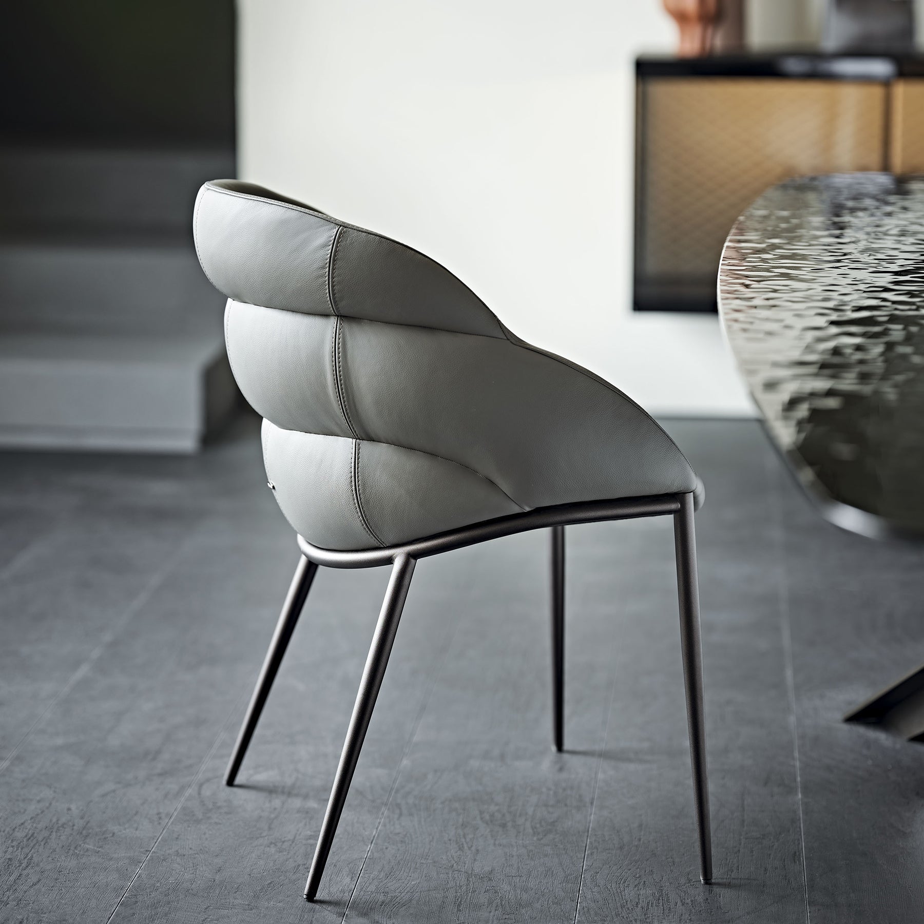 Camilla ML Lounge Chair
