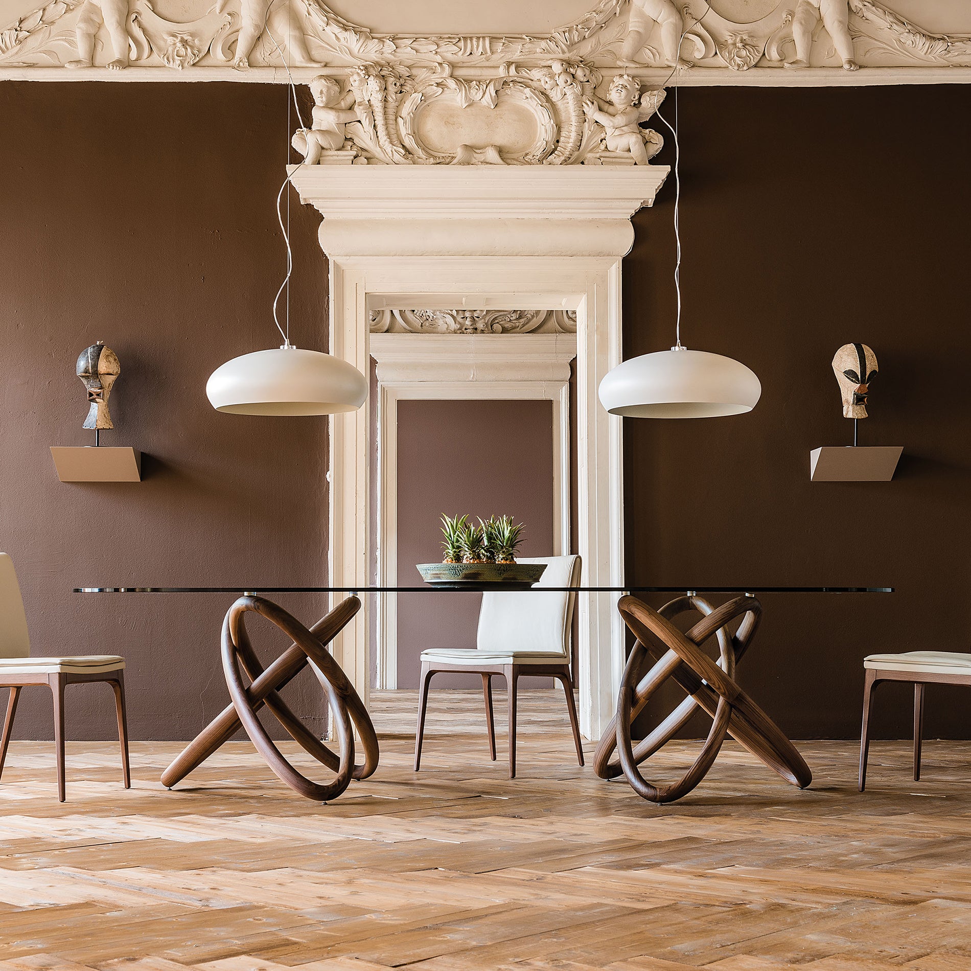 Carioca Sag Dining Table