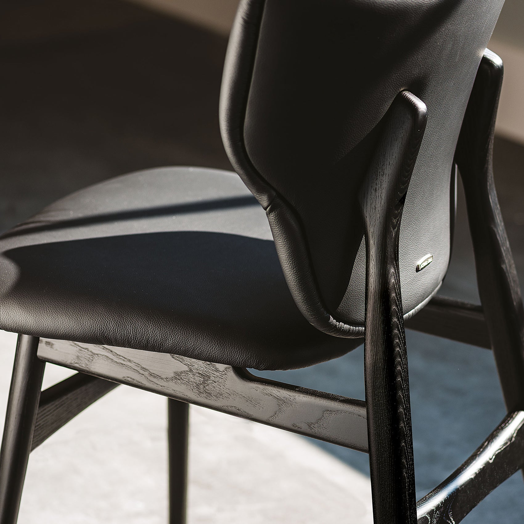 Dumbo Dining Chair