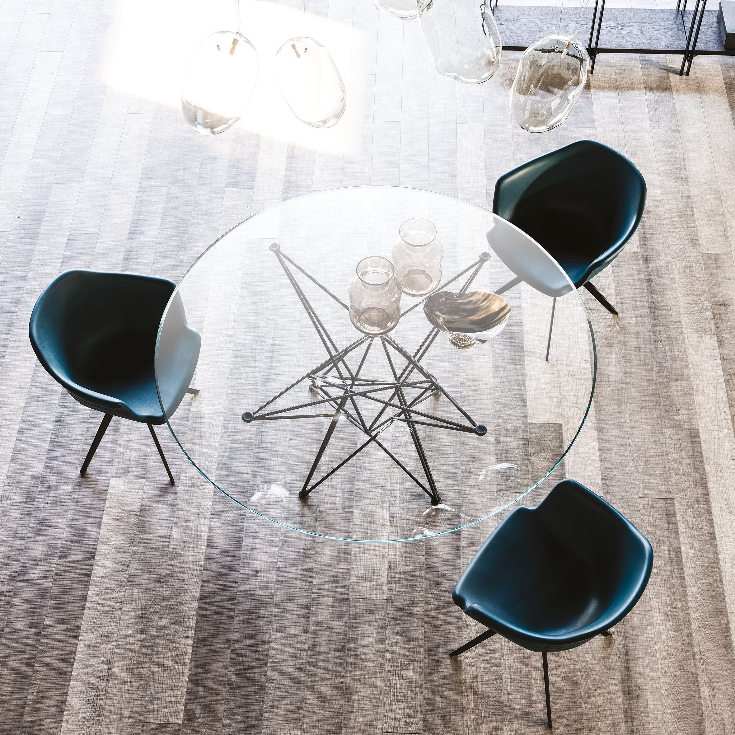 Gordon Round Dining Table
