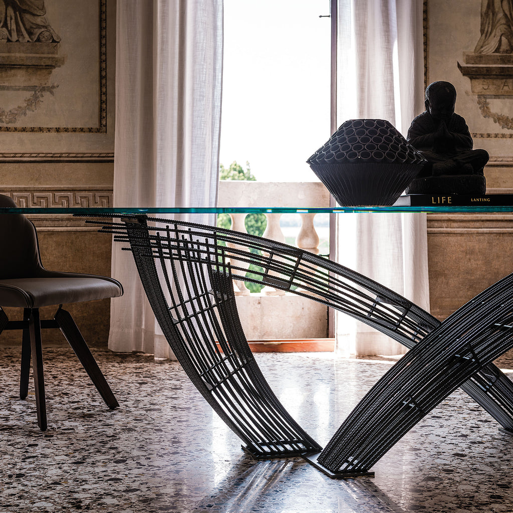 Hystrix Dining Table: Rectangle