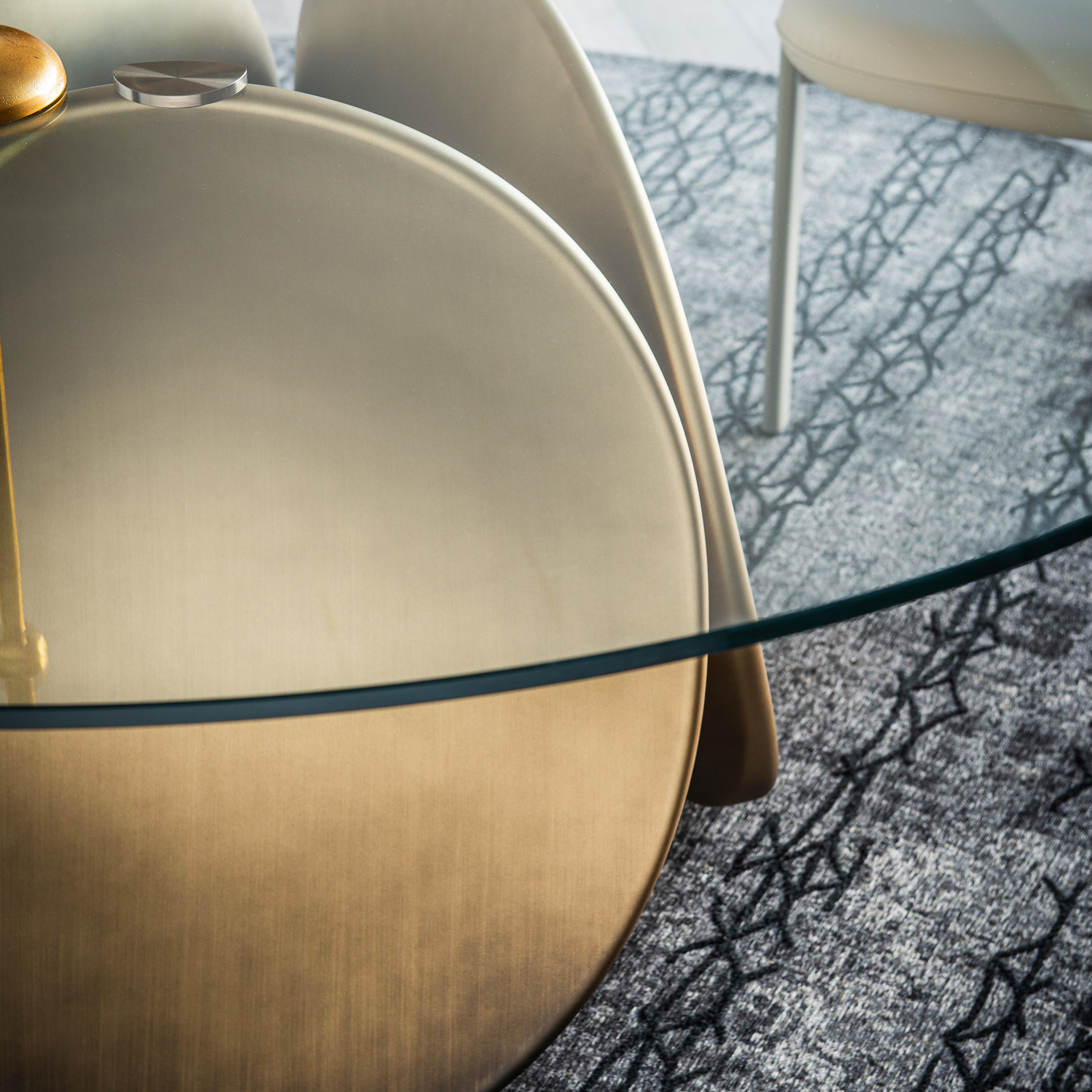 Maxim Round Dining Table
