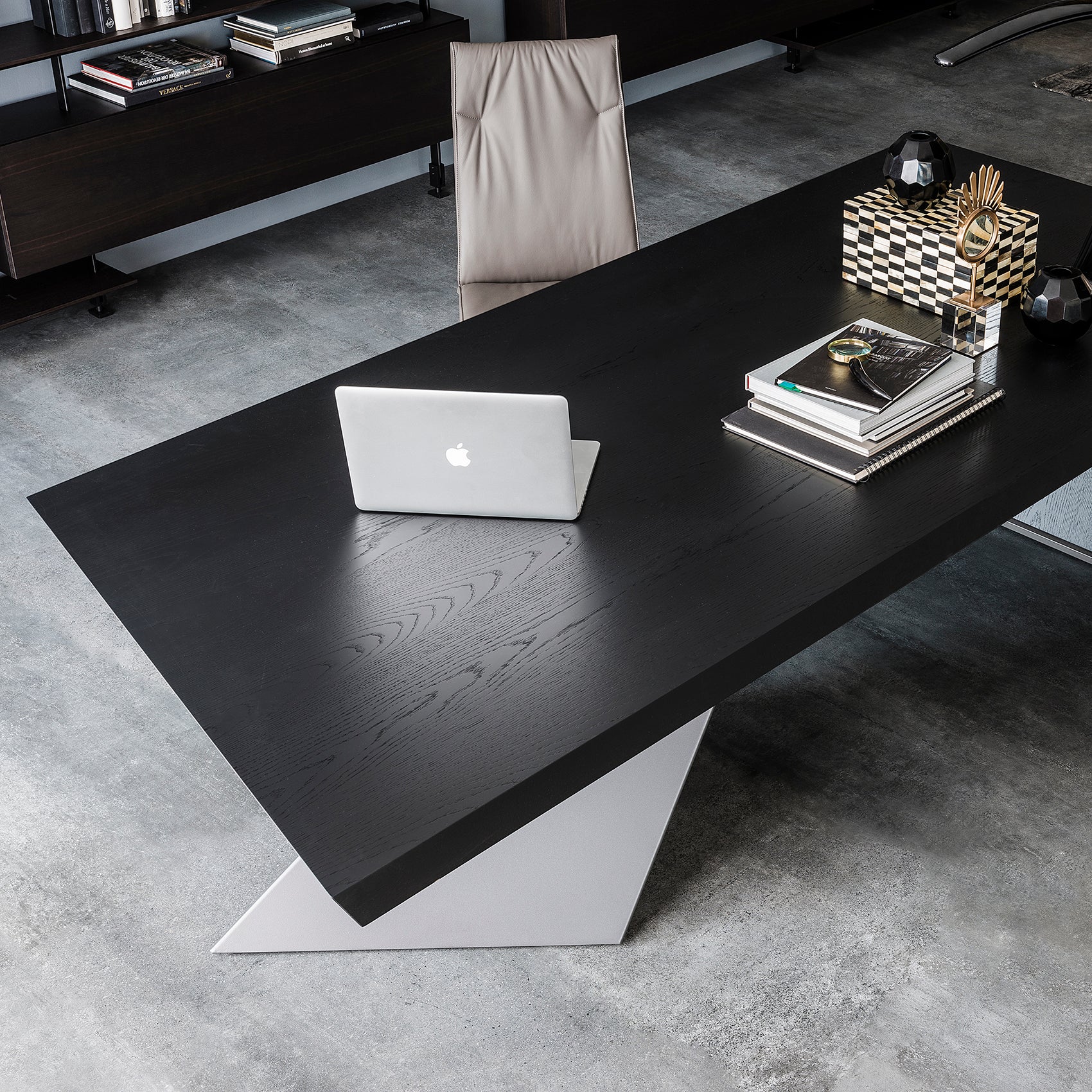 Nasdaq Office Desk