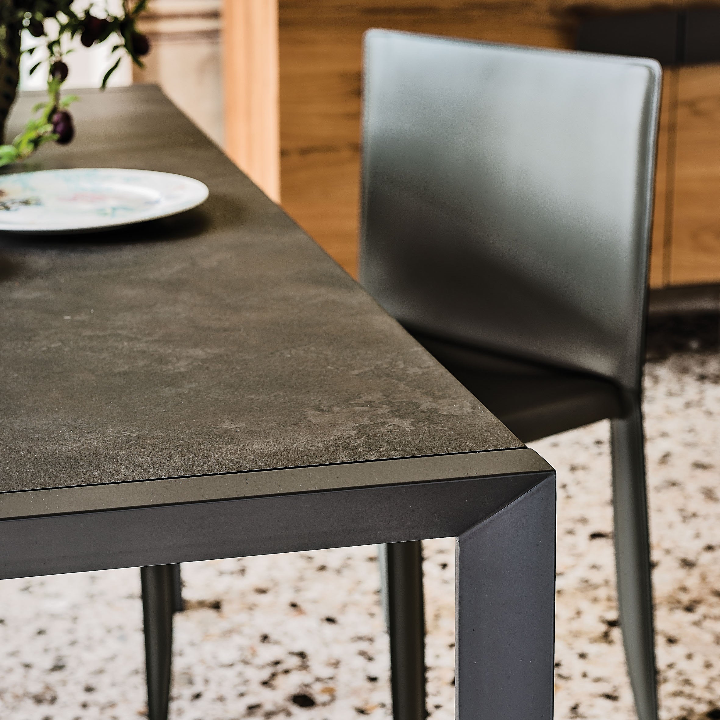 Pedro Drive Extendable Dining Table