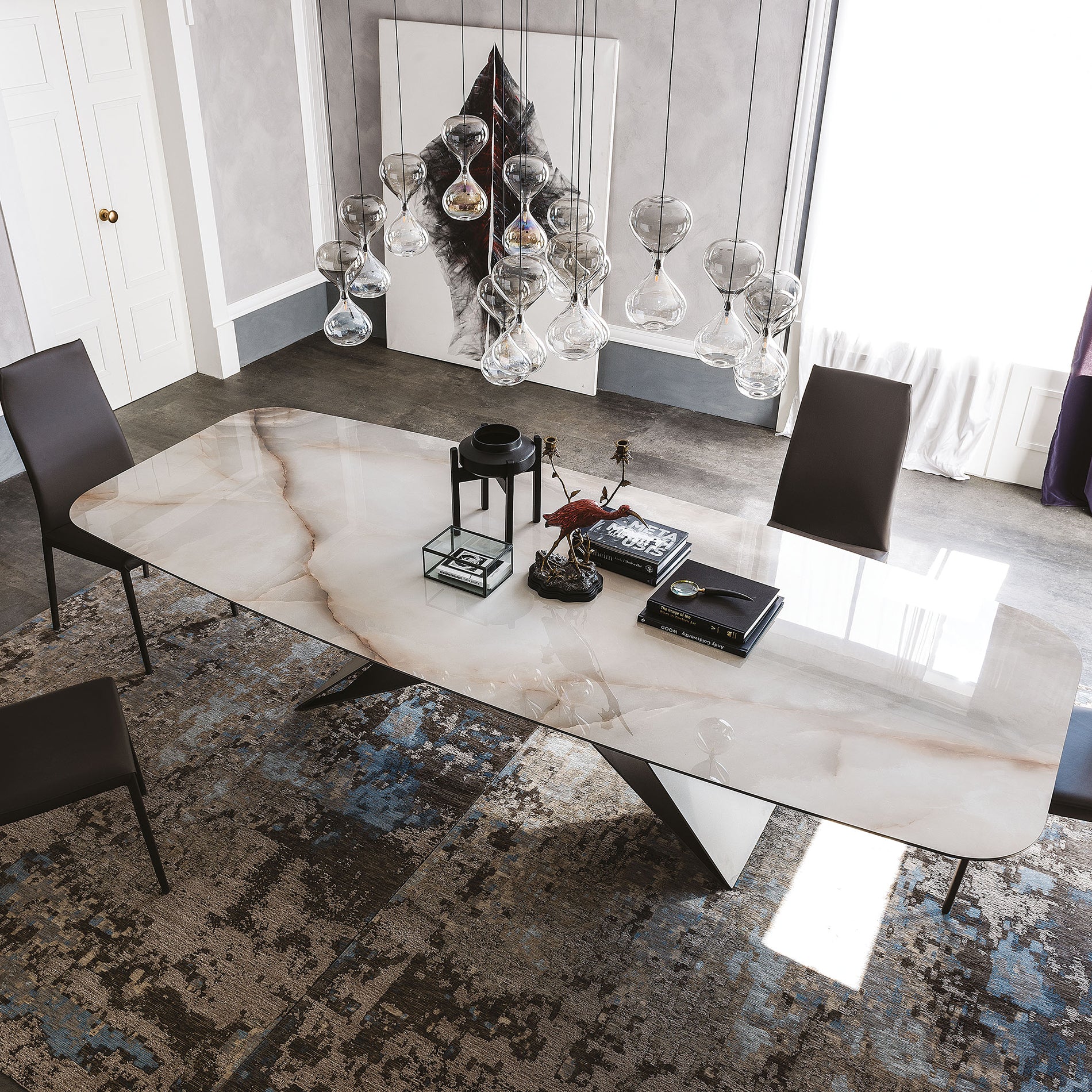 Premier Keramik Dining Table: Sag