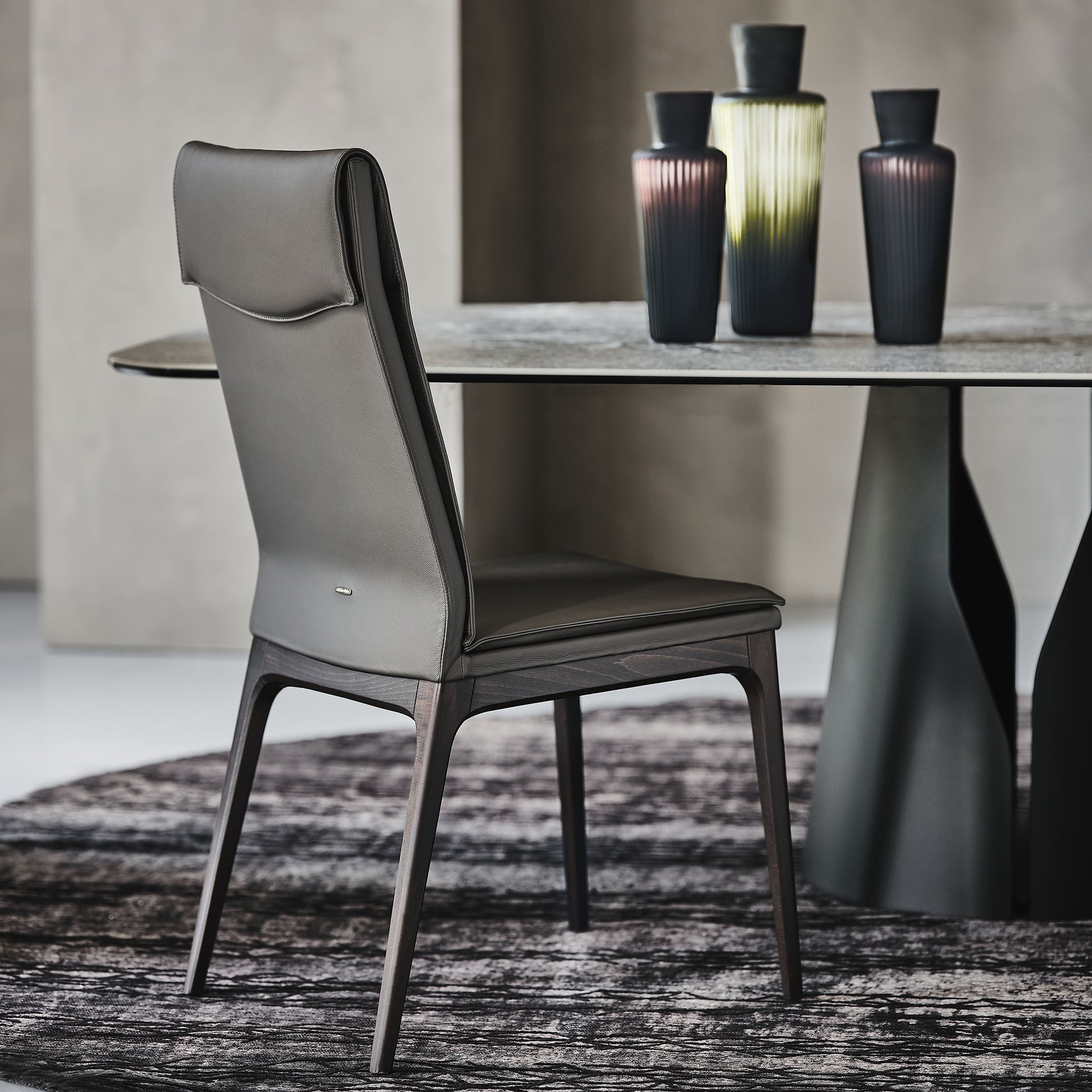 Sofia Dining Chair: High Backrest