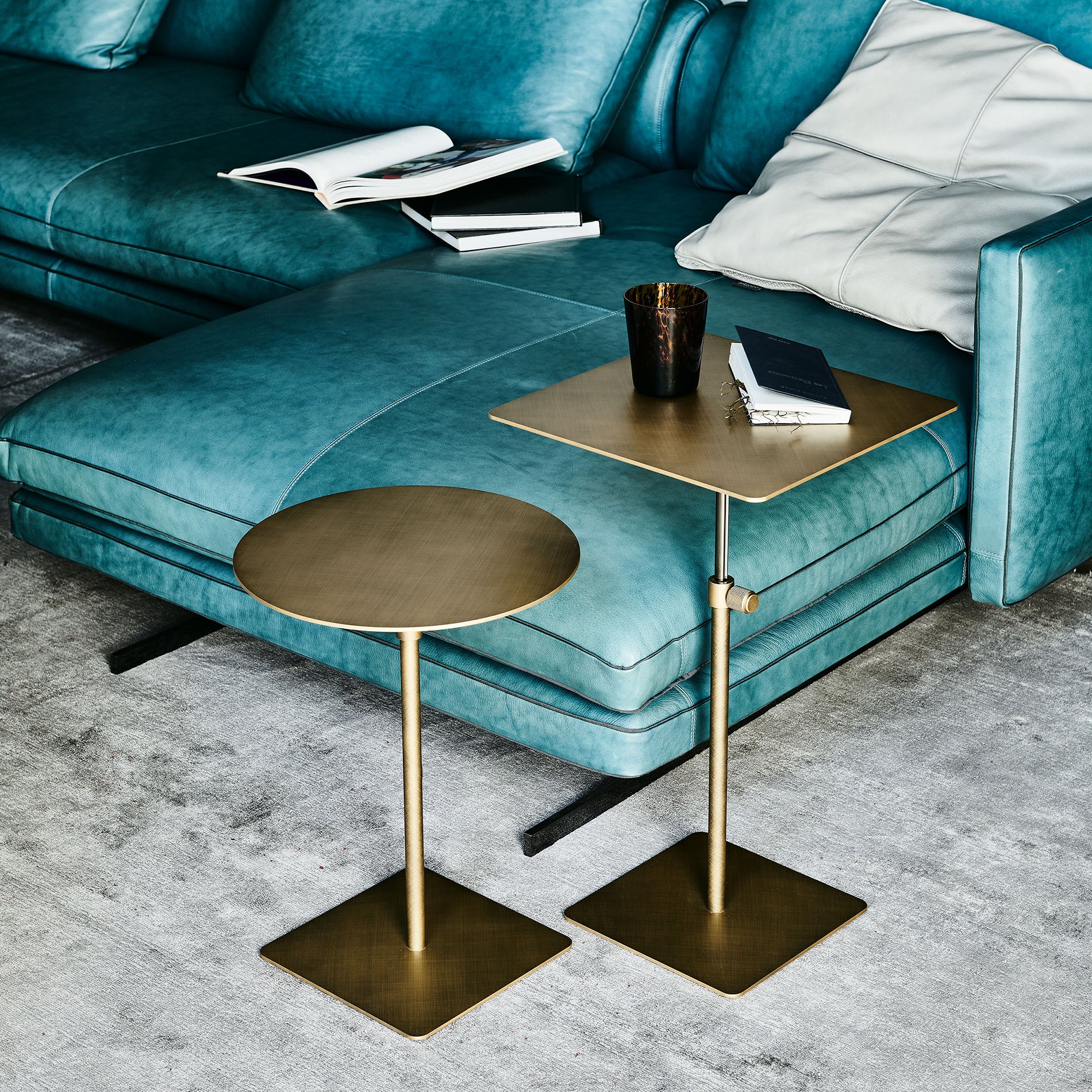 Step Height Adjustable Coffee Table