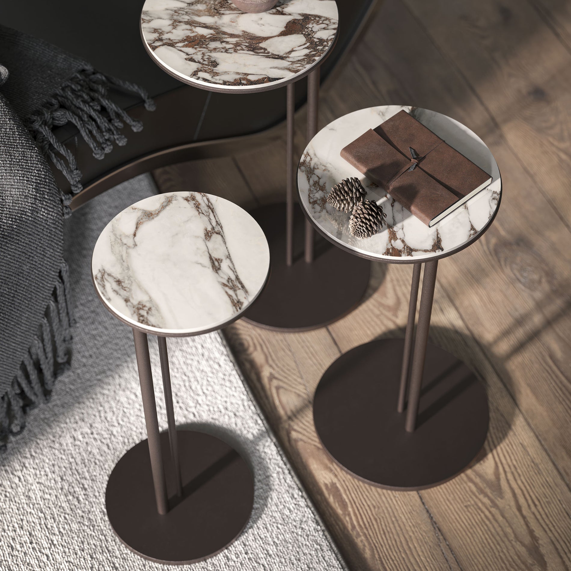 Sting Coffee Table: Set