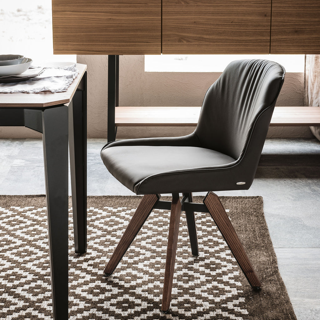 Tyler Swivel Chair