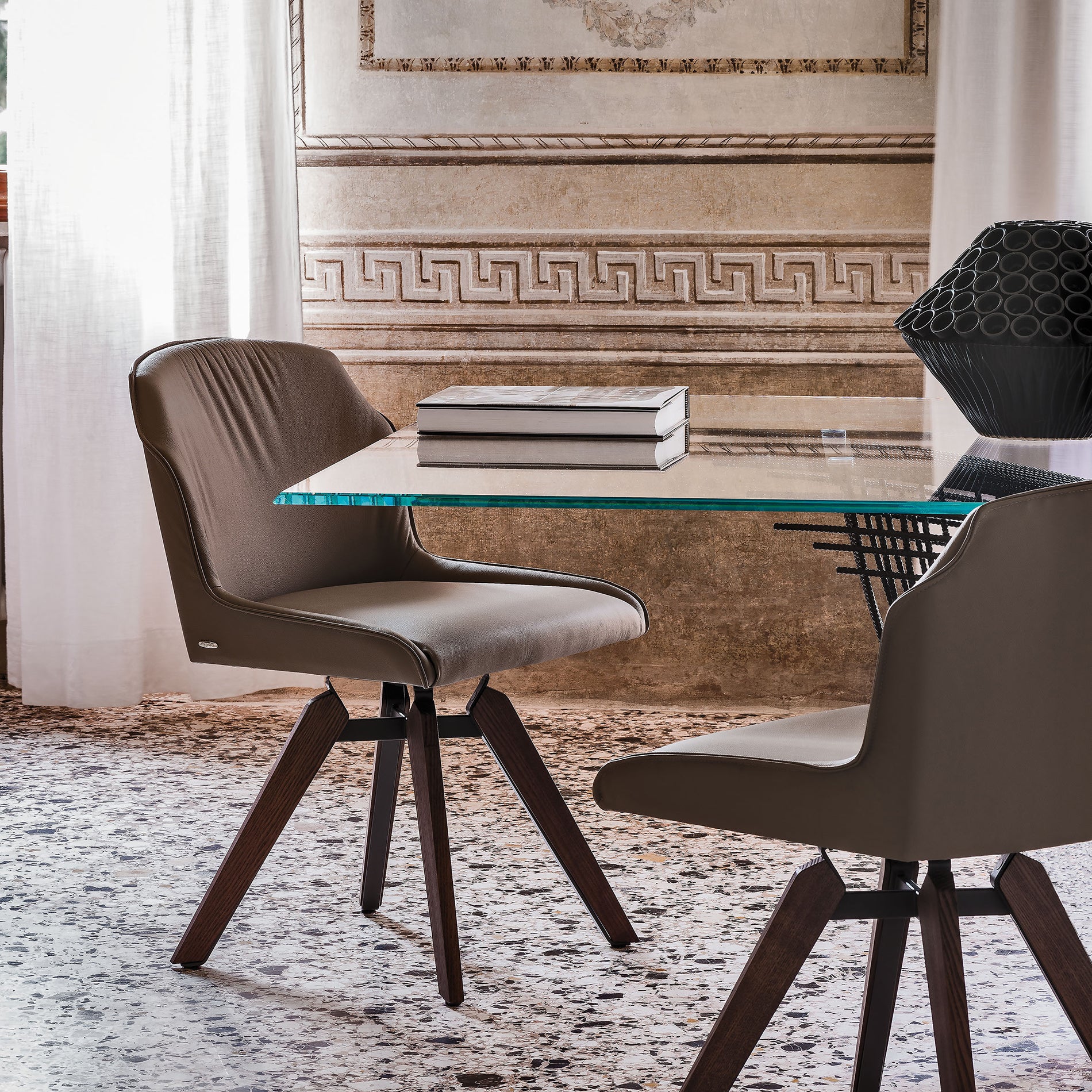 Tyler Swivel Chair