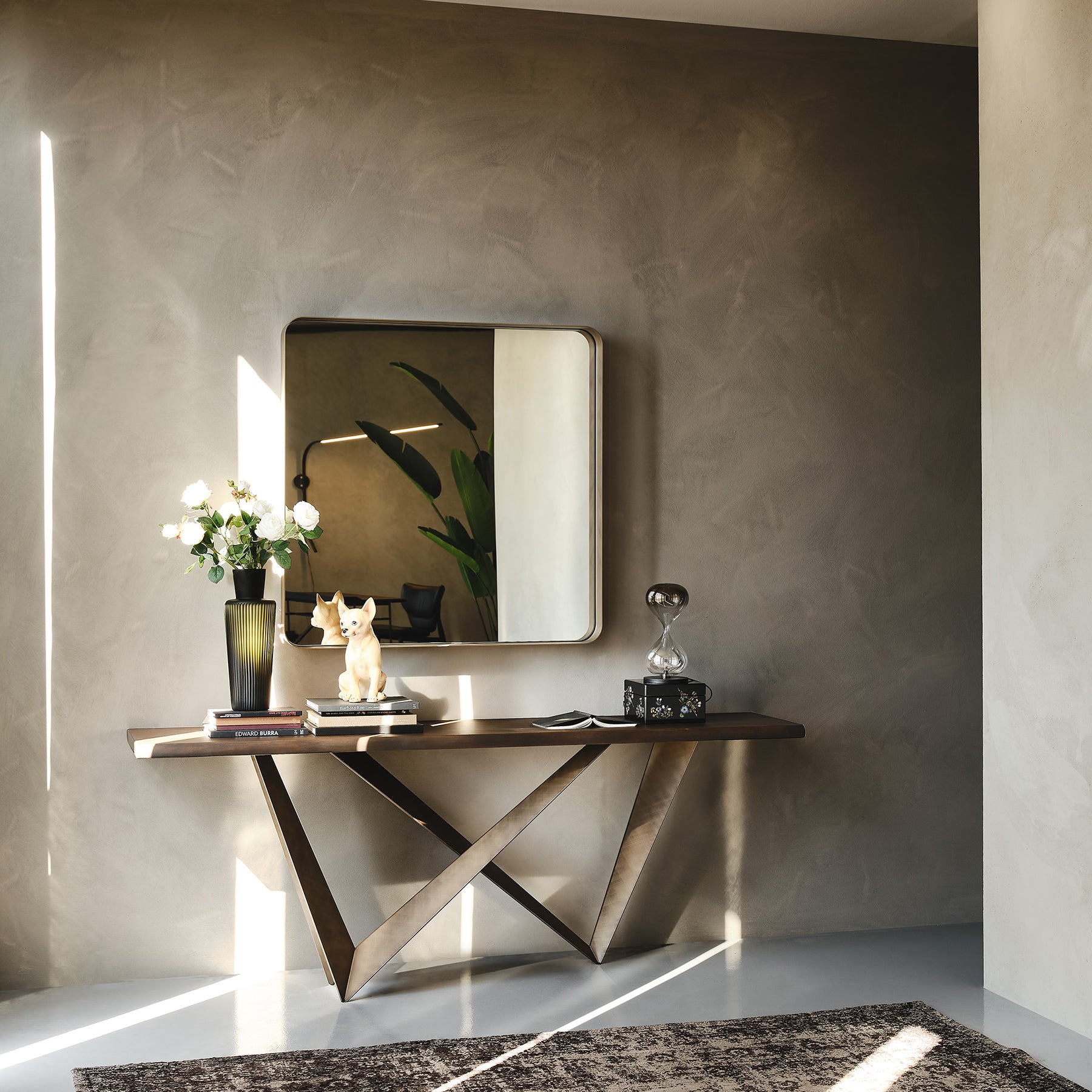 Westin Console Table: Wooden Top