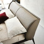Ayrton Bed