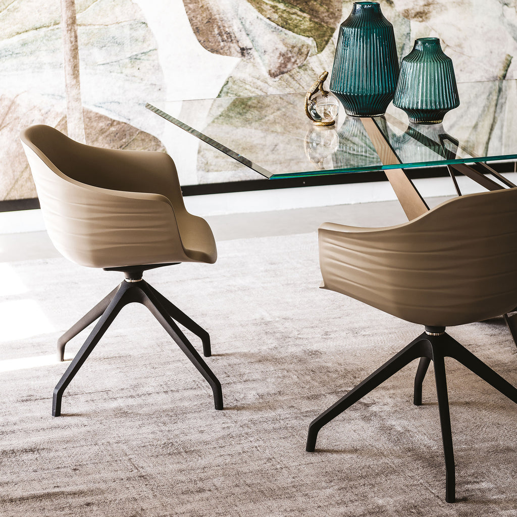 Indy Swivel Chair: 4 Spokes Base
