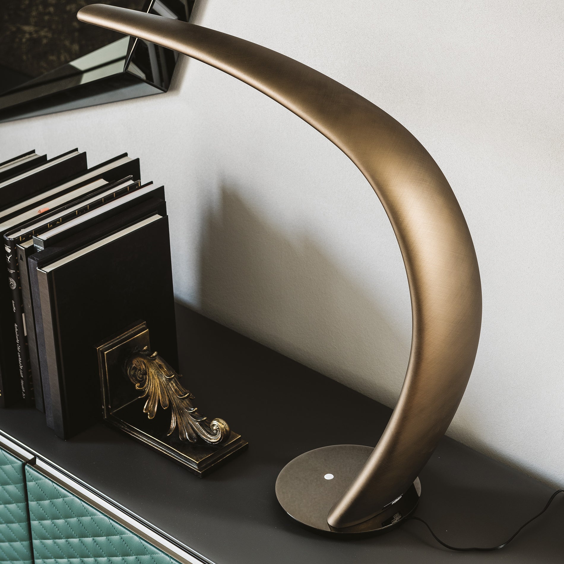 Mamba Table Lamp