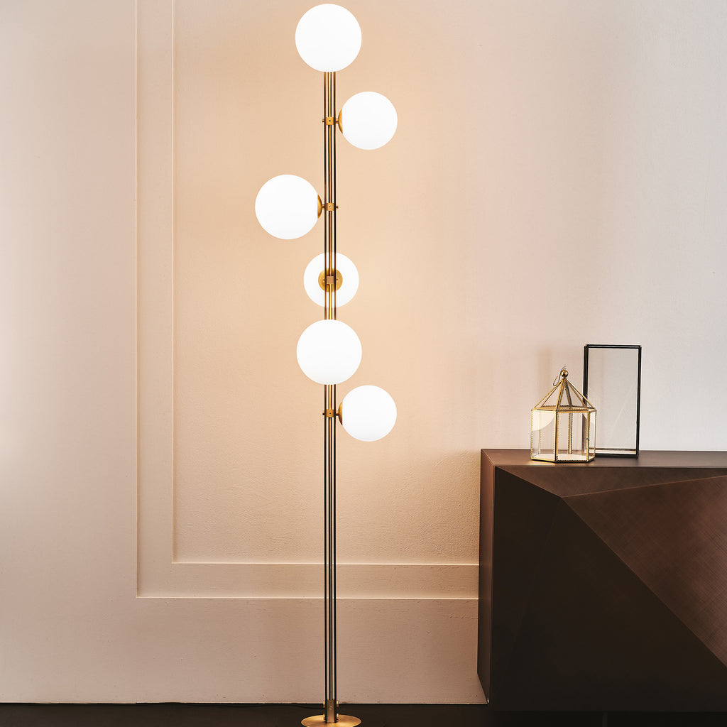 Planeta Floor Lamp
