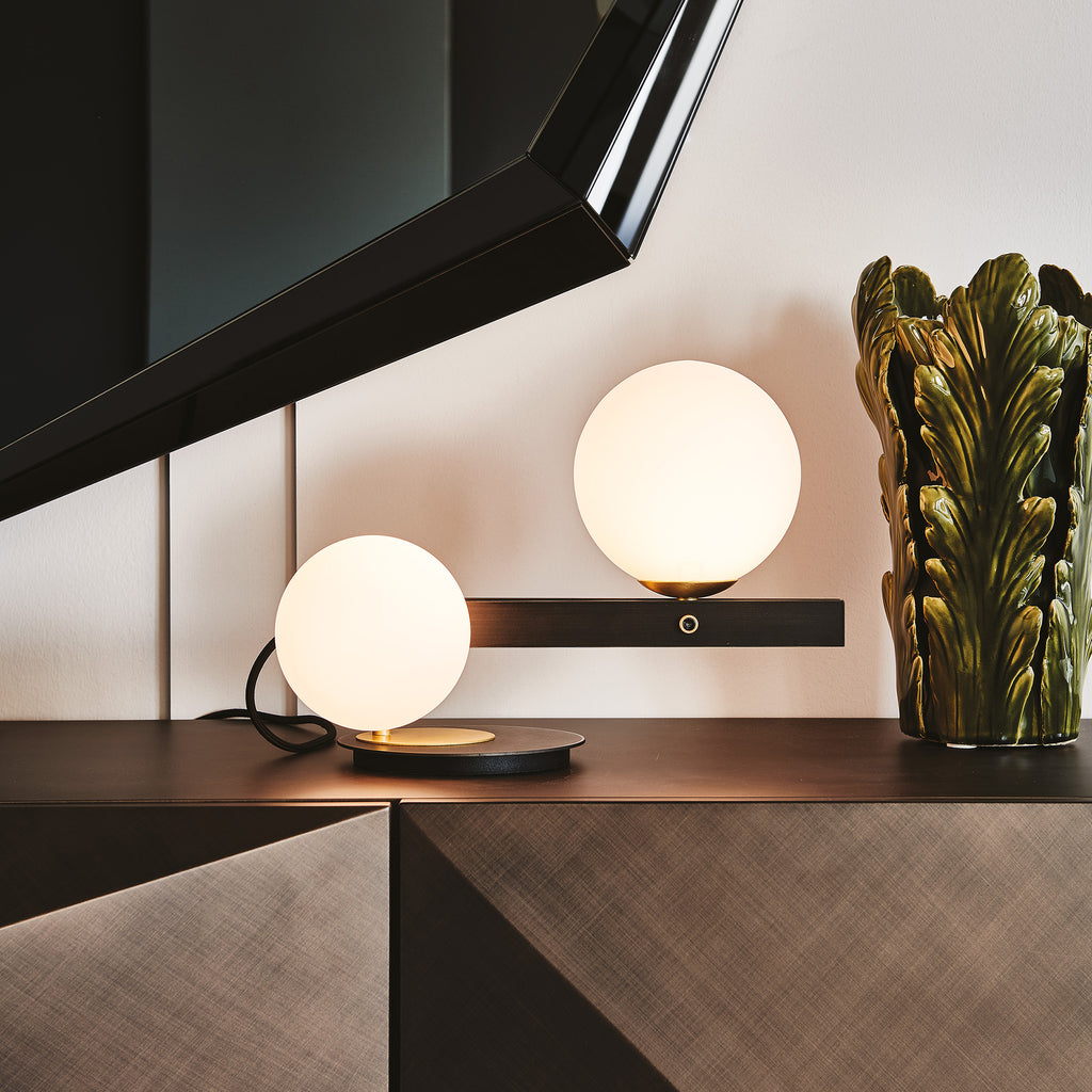 Planeta Table Lamp