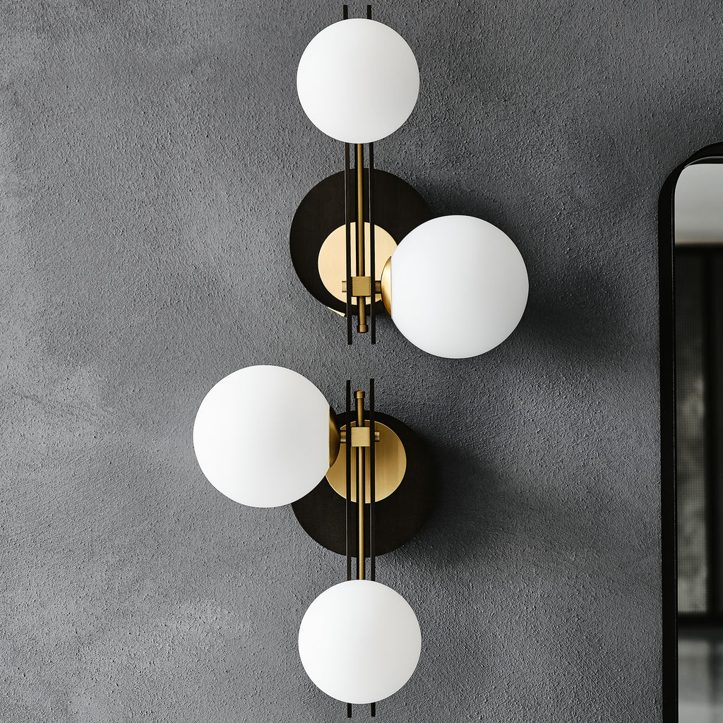 Planeta Wall Sconce