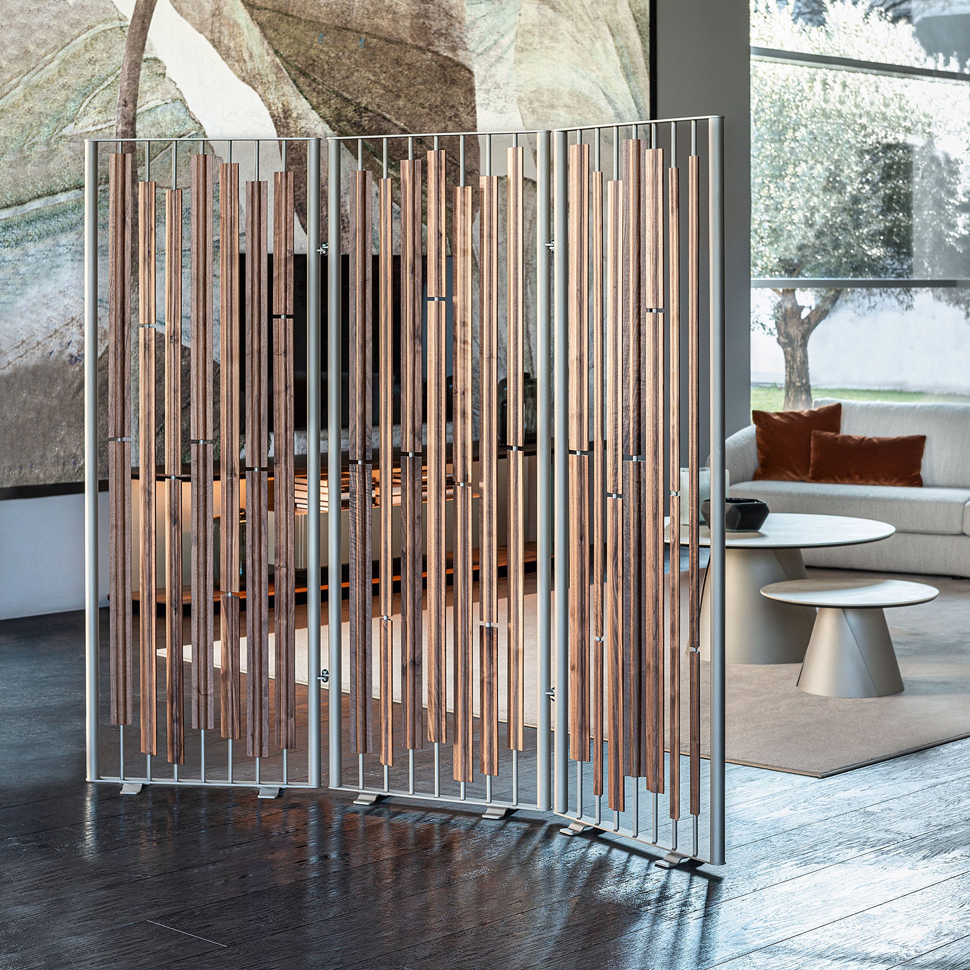 Prive Modular Screen