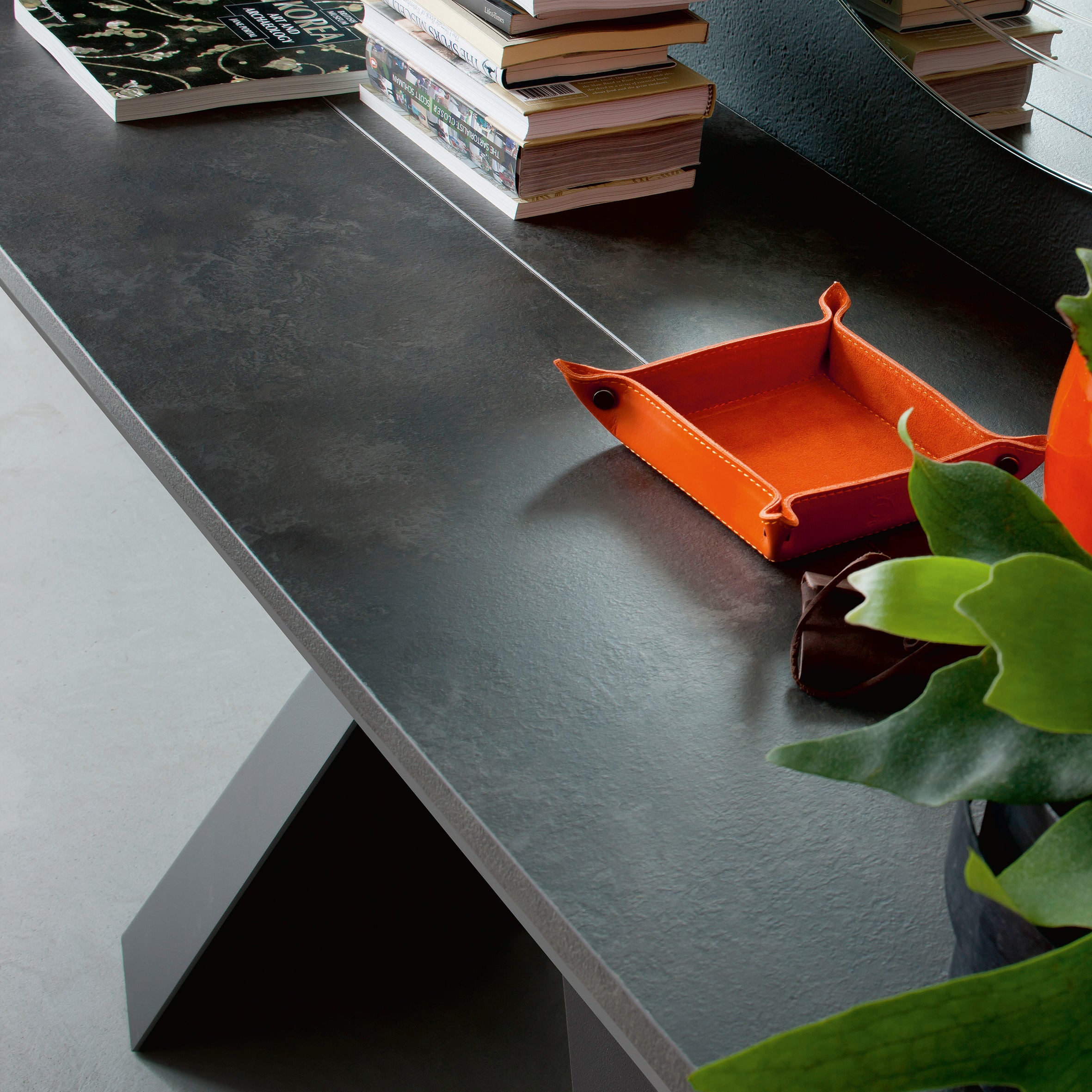 Convivium Extendable Console Table