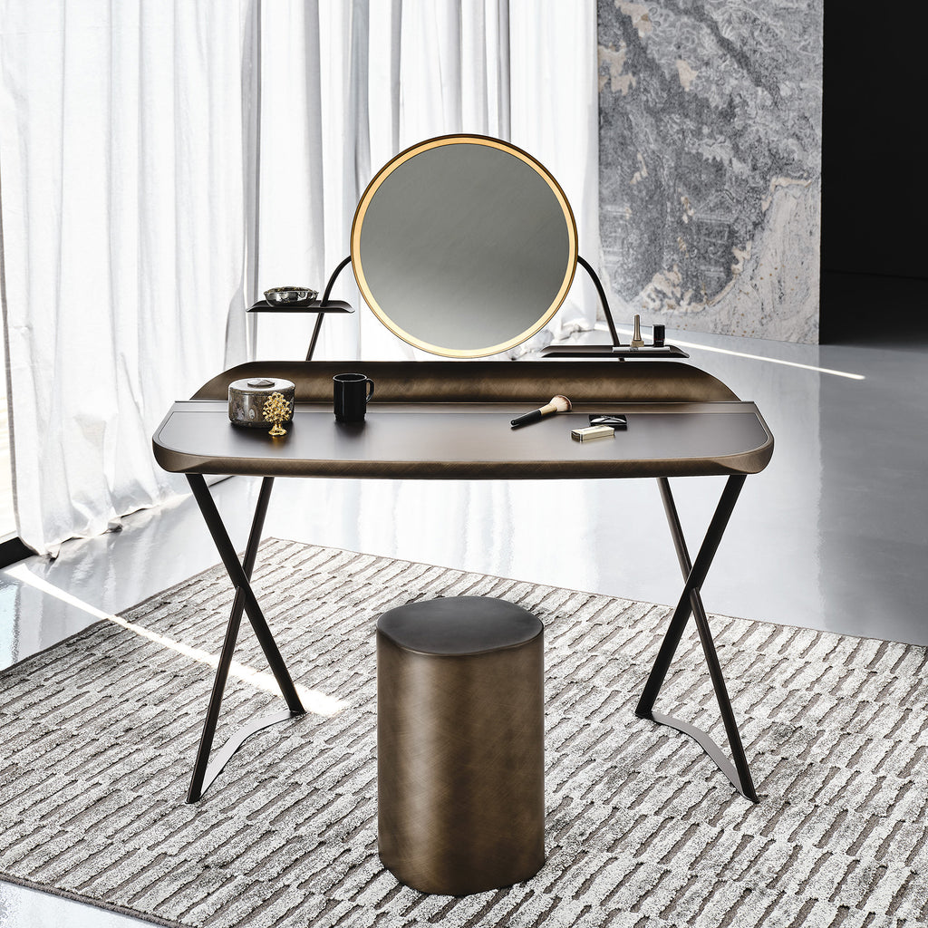 Cocoon Trousse Leather Dressing Desk